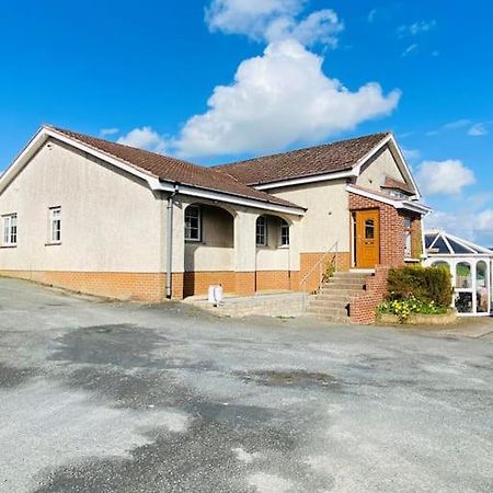 Valley Lodge 3 Bedroom Retreat In Craigantlet Hills Belfast Eksteriør bilde
